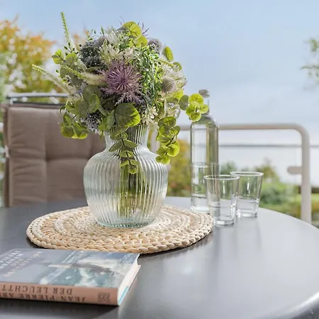 Meerblick Und Golf Apartment